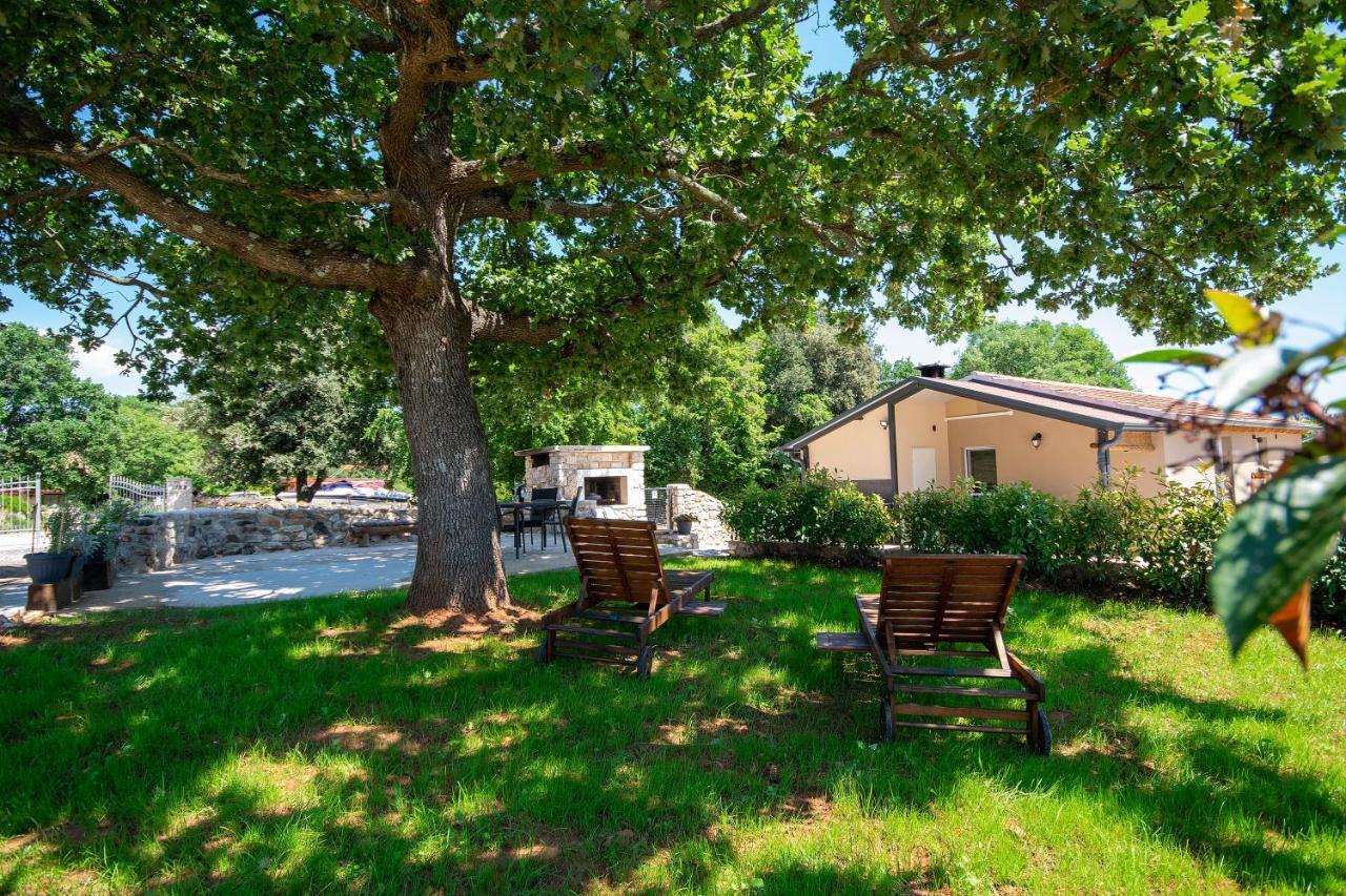 Old Oak Holiday House Villa Rovinj Exterior photo